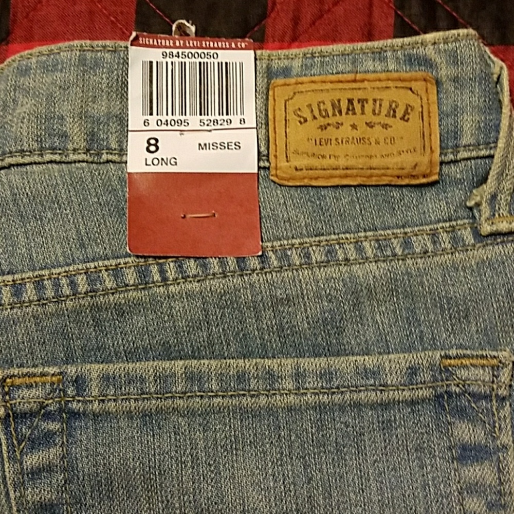 Levi's Signature Low Rise Bootcut jeans